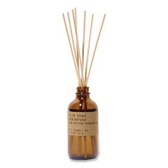 Reed Diffuser, Spruce, 3.5 oz, 4.25" Bottle, 9" Reeds, Amber