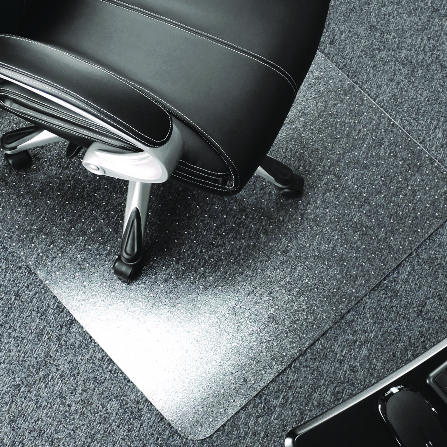 Cleartex Ultimat Polycarbonate Chair Mat for Low/Medium Pile Carpet, 35″ w x 47″ l, Clear