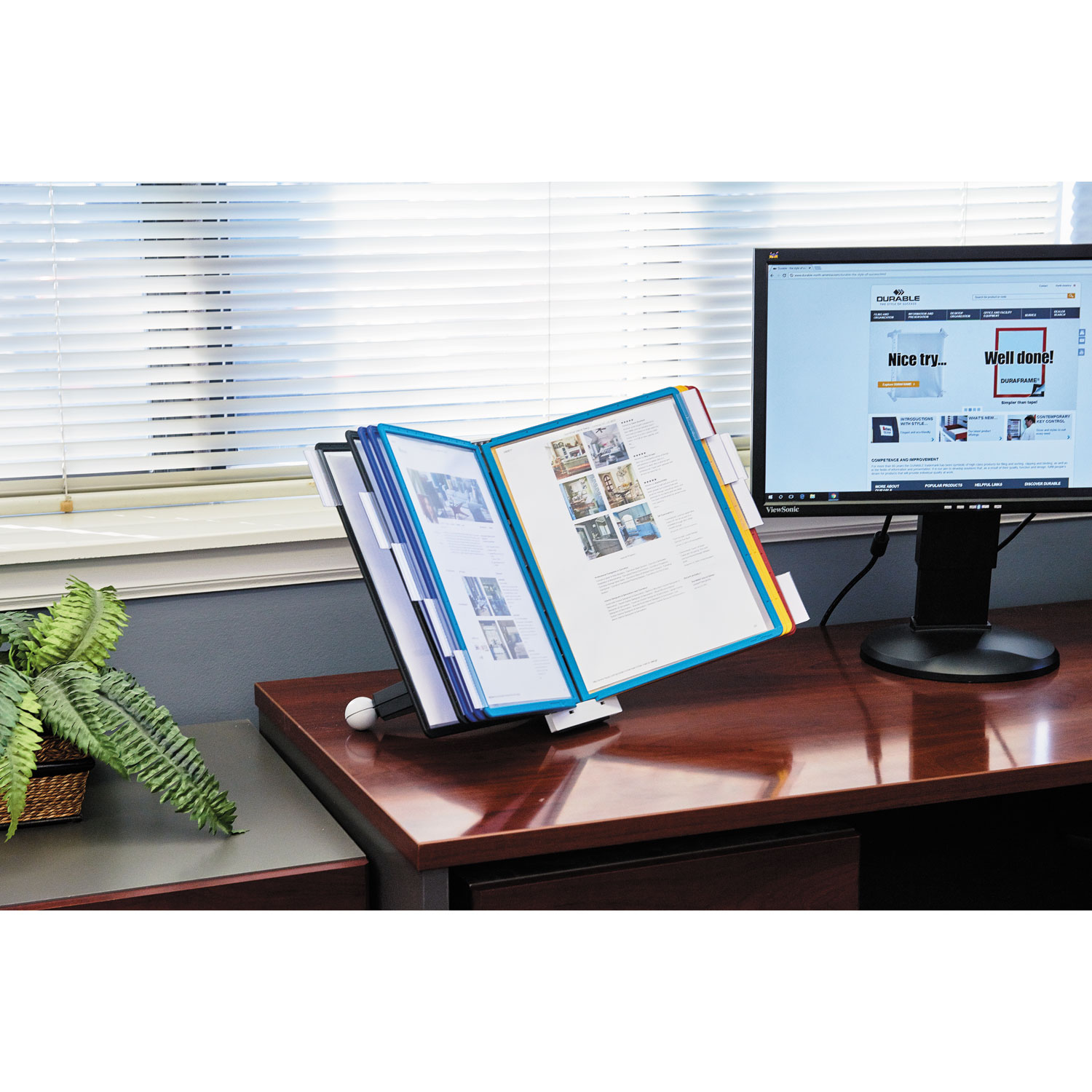 Dbl554200 Durable Sherpa Desk Reference System Zuma
