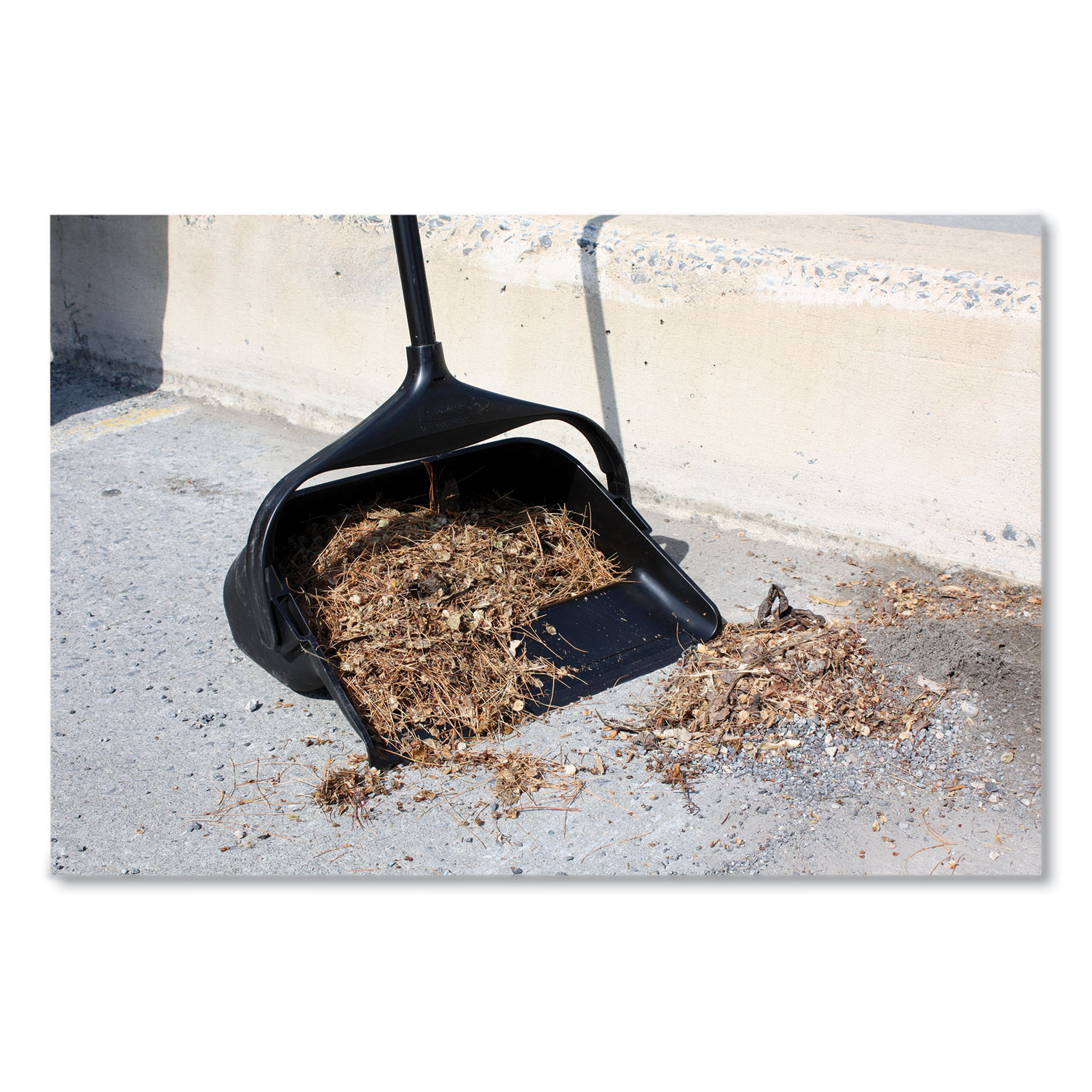 Lobby Pro Upright Dustpan, with Cover, 12.5w x 37h, Plastic Pan/Metal  Handle, Black
