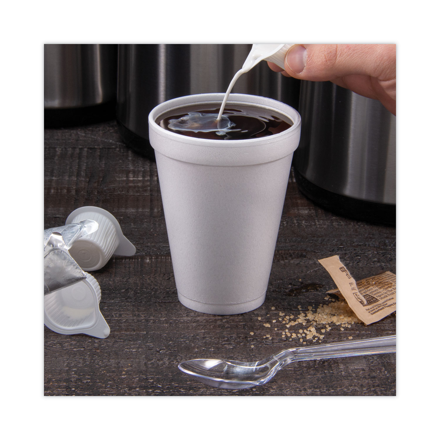 20 Oz Disposable Foam Cups (25 Pack), White Foam Cup Insulates Hot & Cold  Bevera