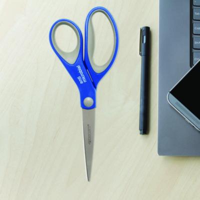 Scissors with Antimicrobial Protection, 8