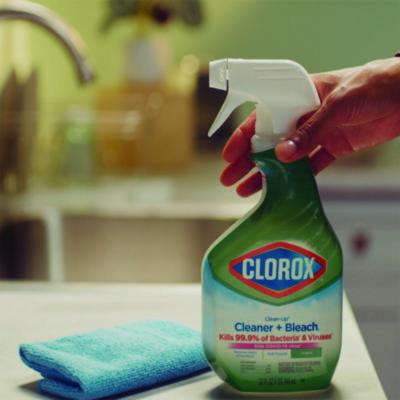 Clean-Up Multi-Surface Cleaner with Bleach, Original, 32 oz Spray Bottle, 9/Carton