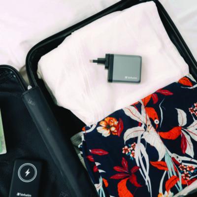 140 W 4-Port GaN Wall Charger, Black/Gray