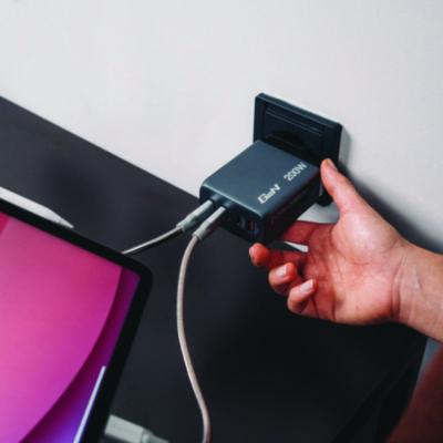 200 W 4-Port GaN Wall Charger, Black/Gray