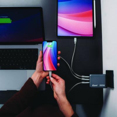 200 W 4-Port GaN Wall Charger, Black/Gray