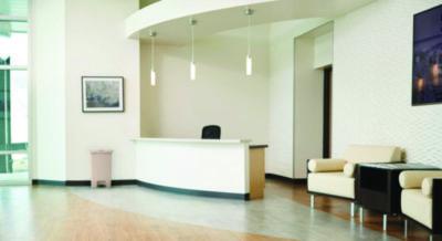 Streamline Resin Step-On Container, Front Step Style, 18 gal, Polyethylene, Beige