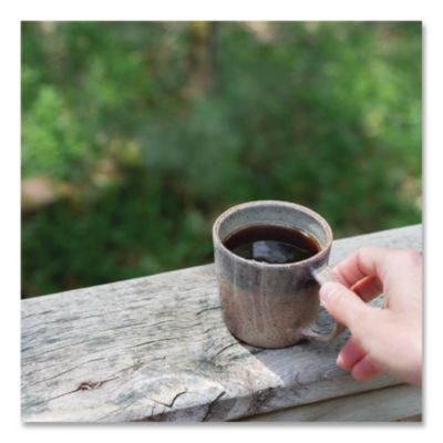 Day to Day Coffee 100% Pure Coffee, Colombian Blend, 1.5 oz Pack, 42 Packs/Carton (23001) PCO23001