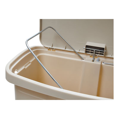 Streamline Resin Step-On Container, Front Step Style, 8 gal, Polyethylene, Beige