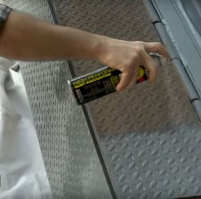 Hard Hat High Performance V2100 System Rust Preventive Enamel Spray Paint, Gloss Dark Machine Gray, 15 oz Aerosol Can, 6/CT