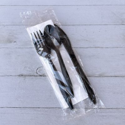 Four-Piece Cutlery Kit, Mediumweight, Fork/Knife/Napkin/Spoon, Plastic, 6.38