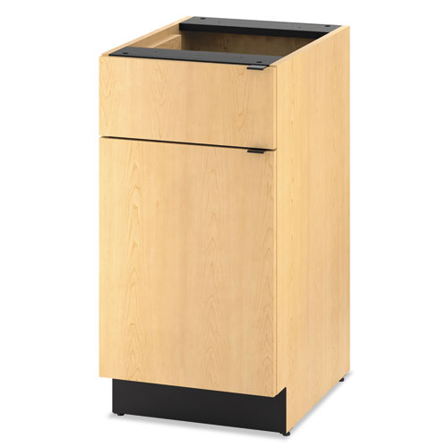 Hospitality Single Base Cabinet, Door/drawer, 18w X 24d X 36h, Natural Maple