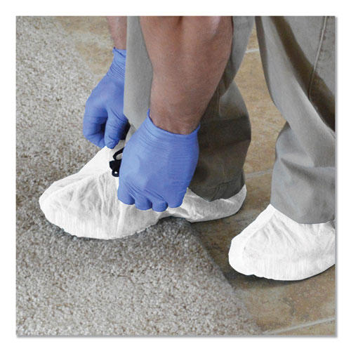 Image of Kleenguard™ A40 Liquid/Particle Protection Shoe Covers, X-Large To 2X-Large, White, 400/Carton