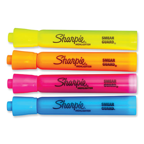 TRU RED Staples Twin Tip Highlighters, Chisel Tip, Lebanon