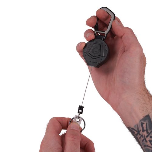 Squids 3391 ID/Badge Reel, Extends 32", Black