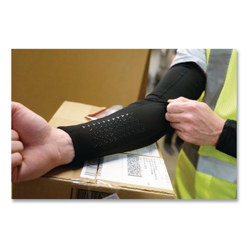 Picture of Chill-Its 6691 Cooling Arm Sleeves with Box-Handling Grip, Polyester/Spandex, 2X-Large, Black